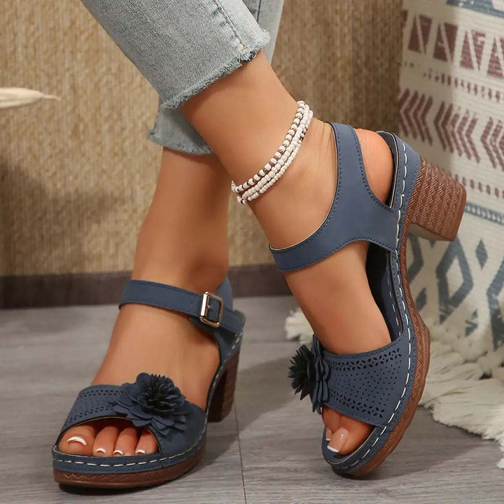 Damen Sandalen mit Blumen-Design, Blockabsatz und Plateau, Plus Size, sommerlich und bequem