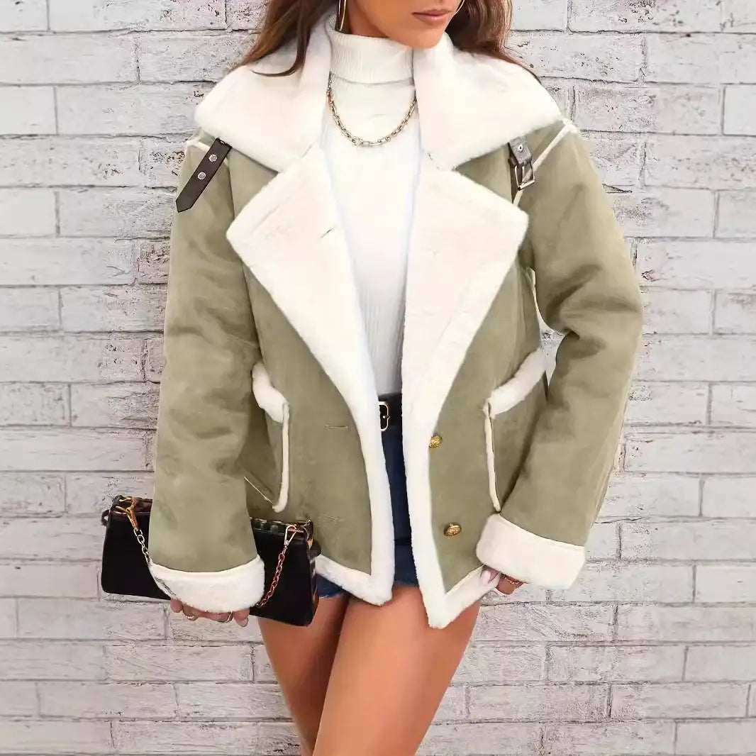 Damen Winterjacke aus Plüsch mit Polokragen in Kaffee, warm und lässig